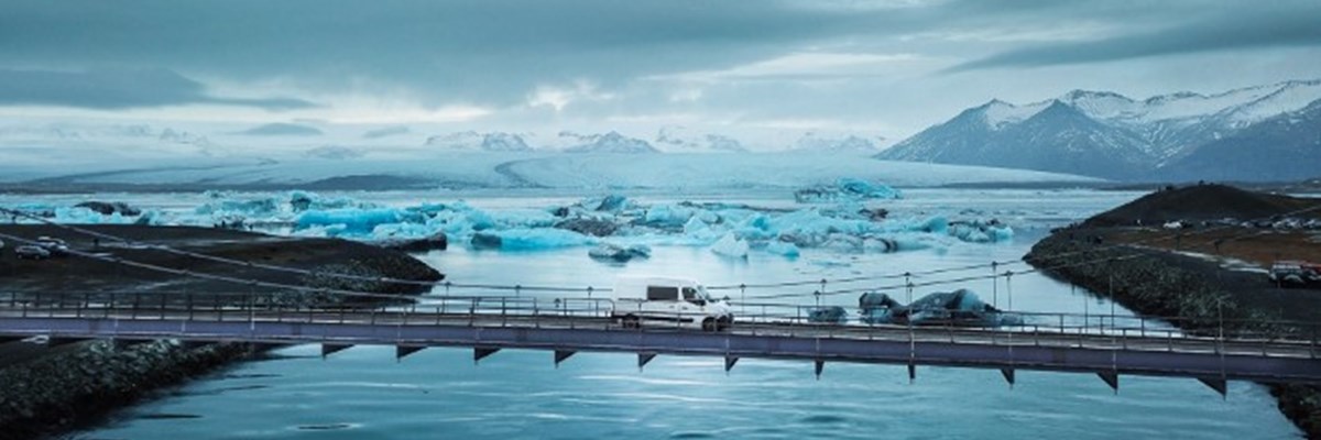 Ruta del ring road en invierno para campers en Islandia