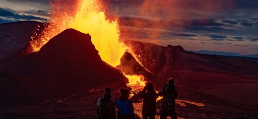 Viviendo la erupción del volcán en Islandia: Una experiencia inolvidable