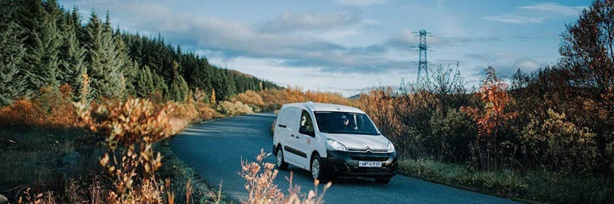 The Best Time to Travel to Iceland and rent a campervan