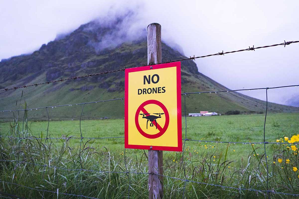 rules that you can not fly drones in the location in iceland